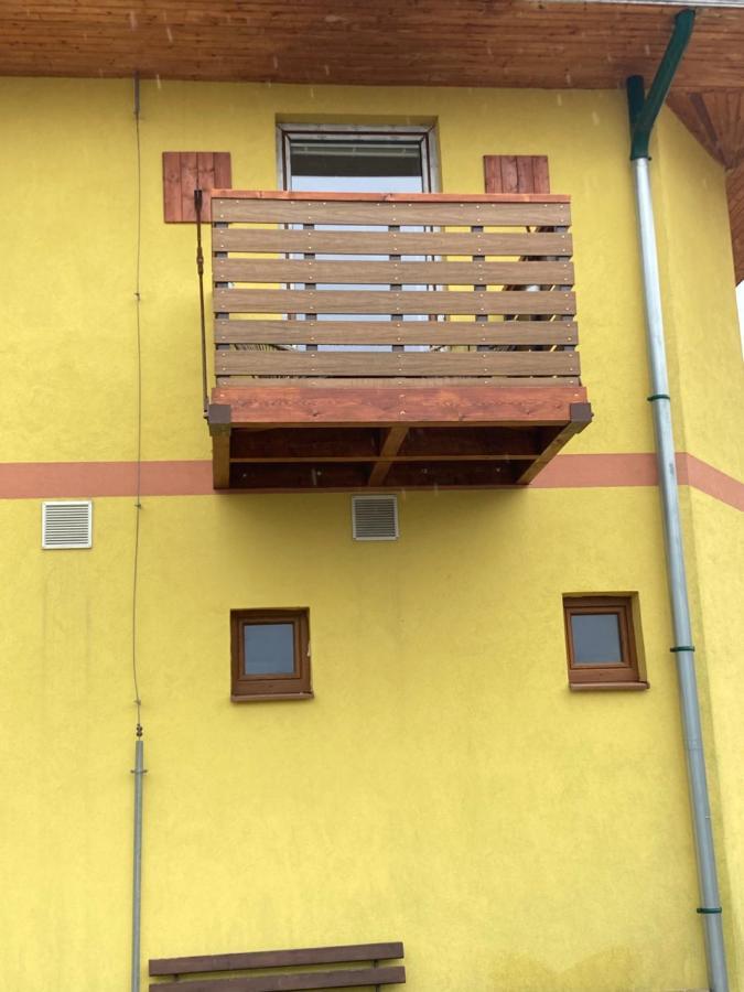 2-Izbovy Apartman Mlynica S Balkonom Екстер'єр фото